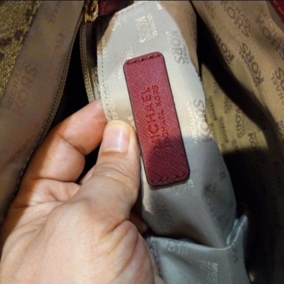 Michael Kors Bag - Picture 9 of 12